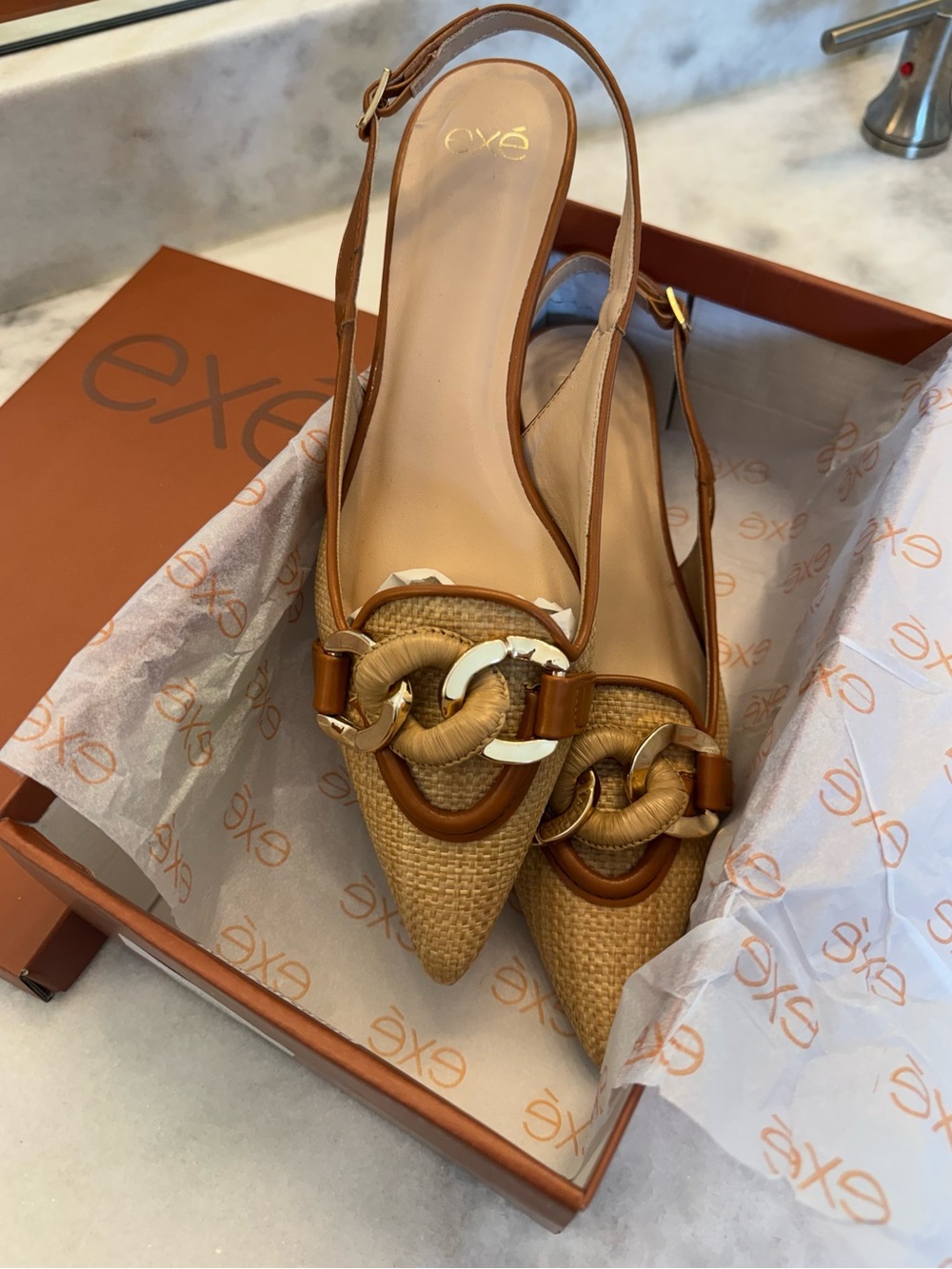 Exé Tan Woven Pointed Slingback Flats with Gold Accents Size 38 / 7.5